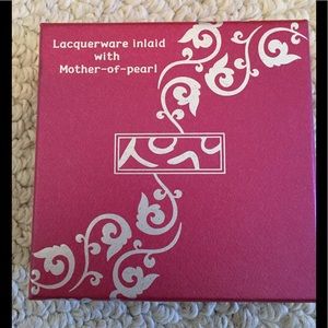 Lacquerware mirrors inlaid /Mother of Pearl NWB